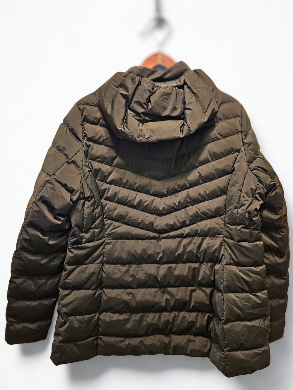 Women's Black Quilted Hooded Puffer Jacket - Picture 2 of 2